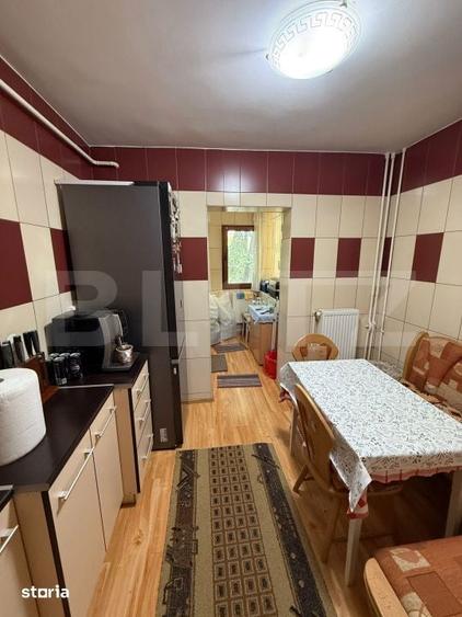 Apartament cu 3 camere, decomandat, etaj 2 din 4 - 6