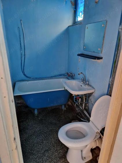 Apartament de vanzare - 2 camere, Petrosani, Str. Aviatorilor, bloc 1 - 1