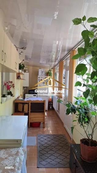 Apartament 2 camere, 50 mp Aleea Musatini, 75.000 Euro Oferta: 11332 - 1