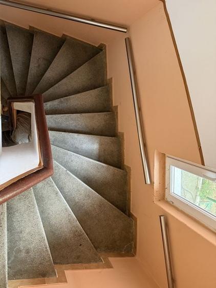 De vanzare apartament de 94MP cu curte de 90 MP - 18