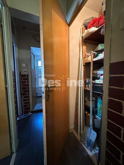 Apartament 3 camere decomandat - 2 bai - etaj 7/8 in zona Vitan - 11