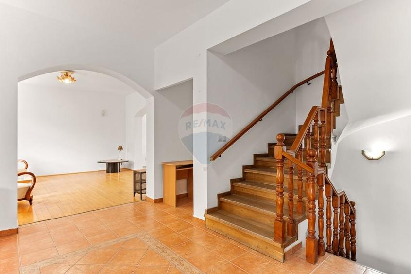 DE VANZARE  Vilă PIPERA/VOLUNTARI/ROND OMV - 25