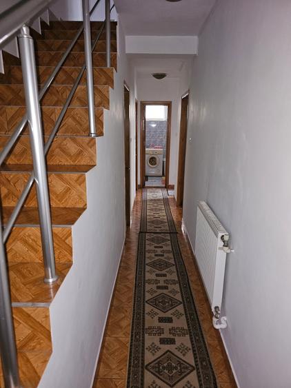 Chitila Sector 1-Bacului-P+1+M-5 camere, 2 bucatarii, 2 bai,2 centrale,400000€ - 9