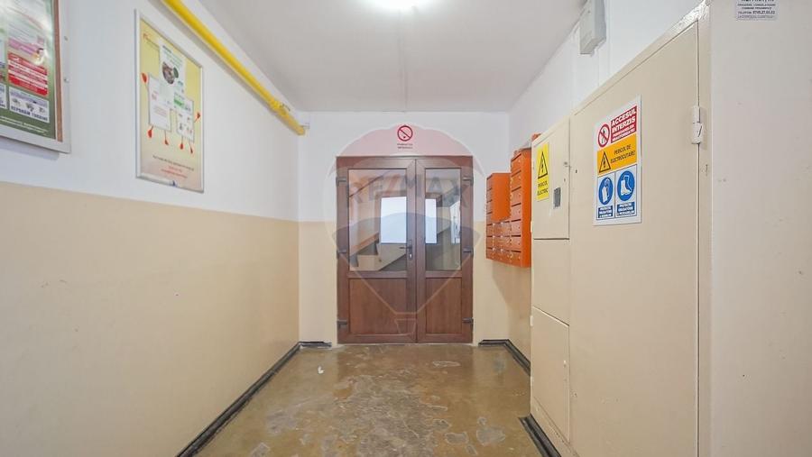 COMISION 0%|Apartament cu 3 camere|Decomandat|Noua|Loc de parcare - 17