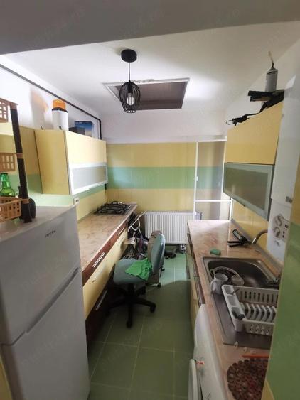 Vand casa 3 camere intr-o zona semicentrala, zona piata Anton. - 5