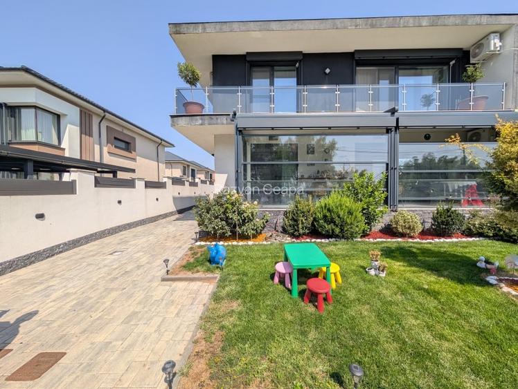 Casa premium 5 camere 141 mp Tunari | 0 comision | Vedere panoramica spre lac