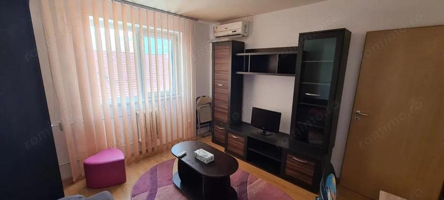 Apartament cu 1 Camera Mobilat Blv. Ceta?ii 48.000 Euro Comision 0 - 5