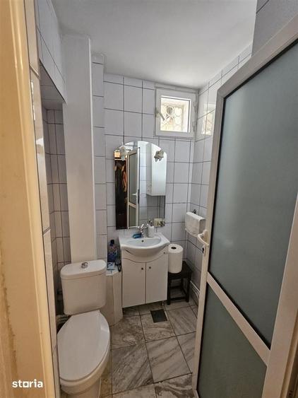 Apartament cu 4 camere decomandat în Hala Centrală