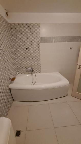 Apartament cu 3 camere | 100 mp + 60 mp terasa | Piscina - 21