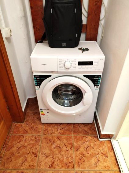 Garsoniera 27mp etaj 1 zona Bulevard mobilata utilata 39.000eur - 9