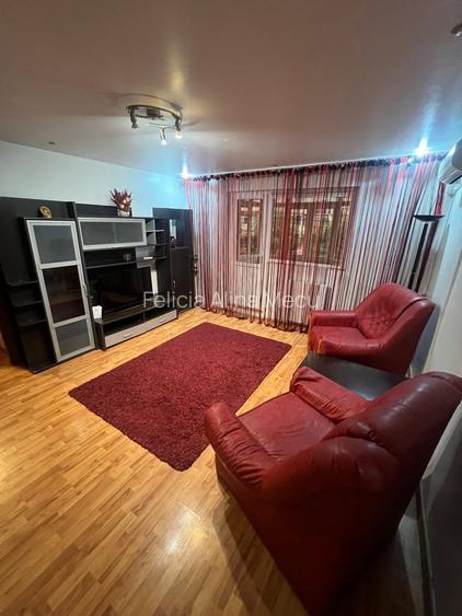 Apartament 3 camere semidecomandate Craiovita Noua