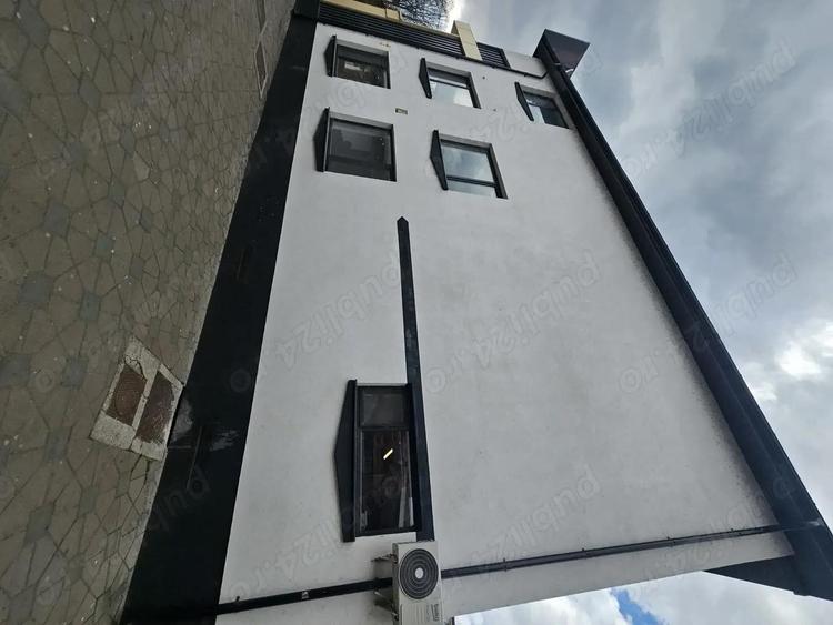 Vand inchiriez spa?ii comerciale One?ti - 3