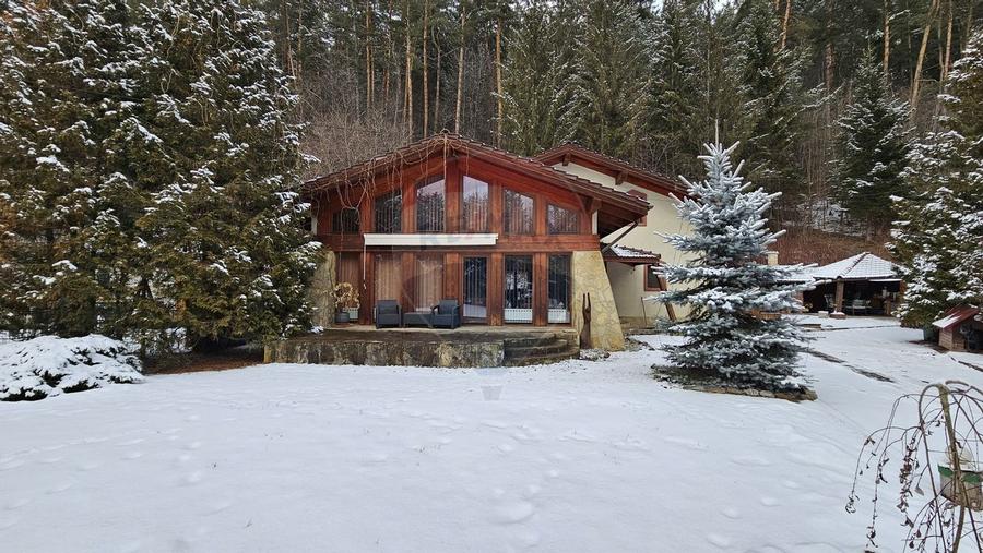 Vila de lux cu 4 camere de vanzare in Campulung Moldovenesc, Suceava - 45