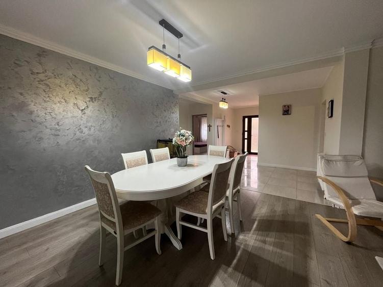 Casa modernă în Vladimirescu - 13