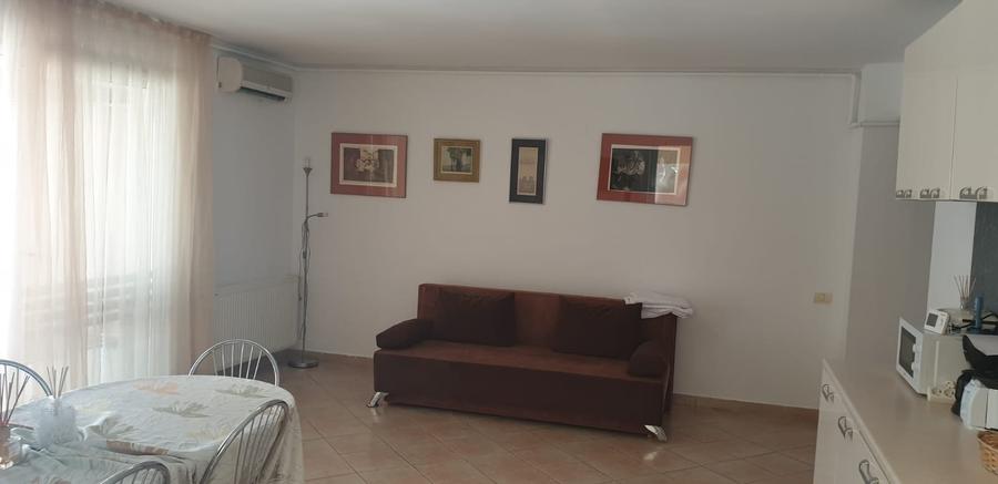 EXCLUSIVITATE - Apartament cu 3 camere în zona Vega Butoaie, cu vedere la lac - 4