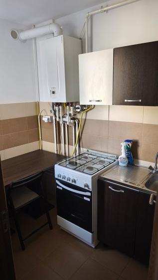 Inchiriez garsoniera Matei, balcon, centrala, mobilat si utilat - 6