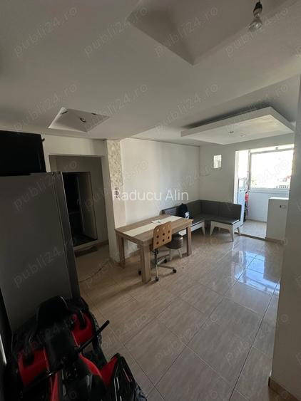 Vand apartament 2 camere Vand apartament 2 camere