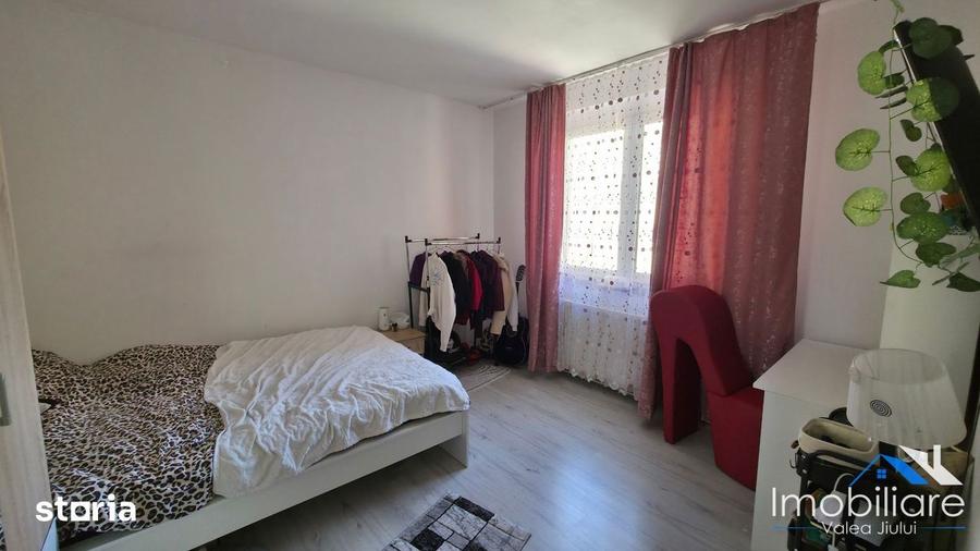 Apartament 2 camere decomandate Lupeni | Bulevardul Pacii, Etaj 2/10 - 4