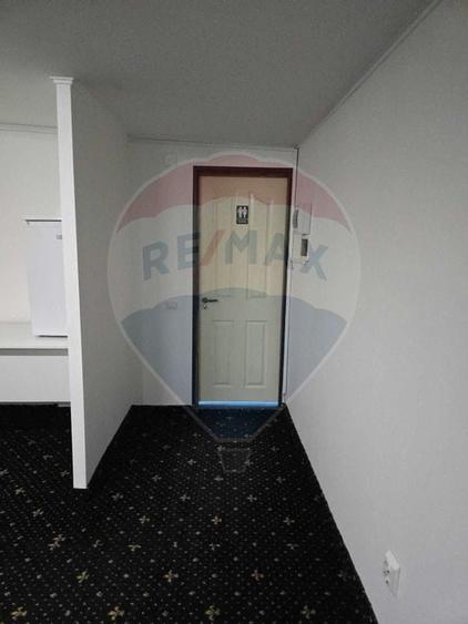 Spațiu de birouri/comercial de 45mp de închiriat în zona Nicolina - 4