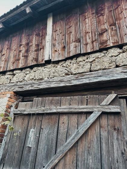 Casa de vanzare la sosea in Girbovat, langa Bozovici, 5 camere - 11