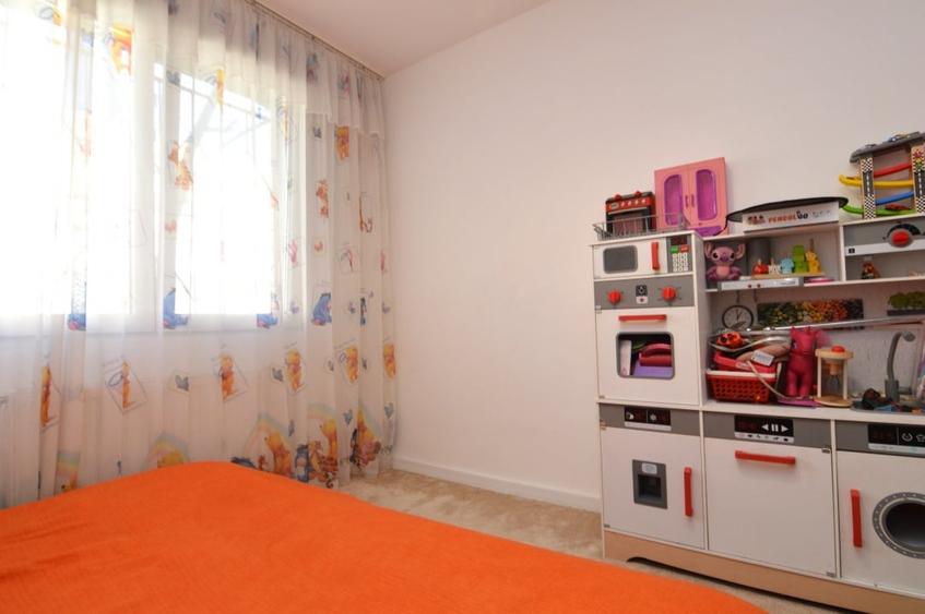 VANZARE APARTAMENT 4 CAMERE TITAN – 1 DECEMBRIE 1918 - STRADA FETESTI - 22