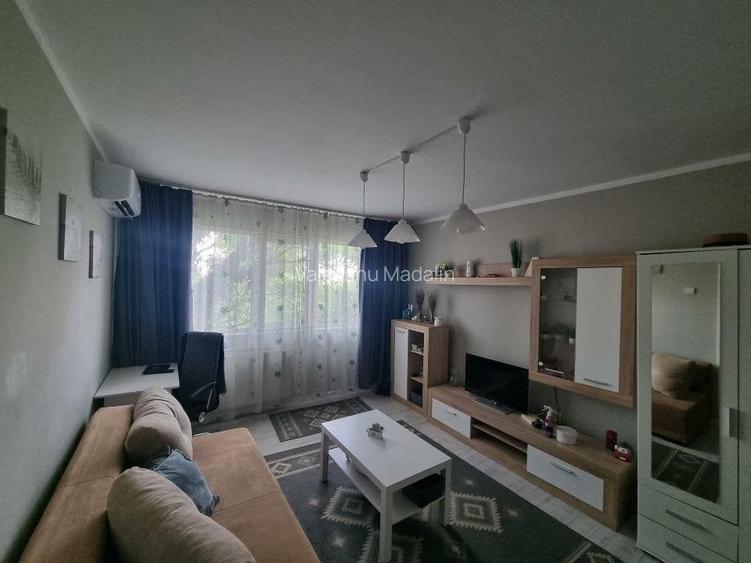360° Imobiliare oferă spre închiriere o garsonieră Complex Studentesc 360° Imobiliare oferă spre închiriere o garsonieră Complex Studentesc