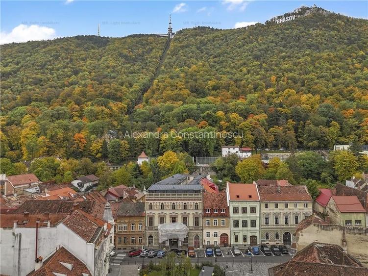 COMISION 0% | 3 camere | Centrul Istoric | Curte comuna si Beci