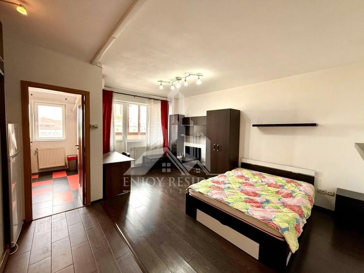 Garsoniera moderna | Etaj 3/5 | Centrala proprie | Berceni - Aparatorii Patriei - 1