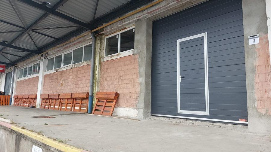 De inchiriat depozit cu rampa 430 mp - 2