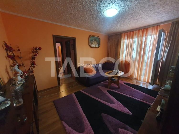 Apartament 2 camere zona 13 Decembrie 49 mp utili +3 mp balcon