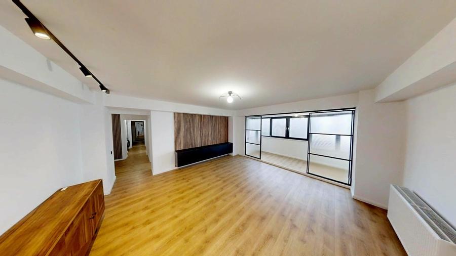 Apartament recent renovat-Ultrafinisat-110mp-4 camere - 5