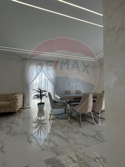 Casă / Vilă cu 6 camere de vânzare - 3