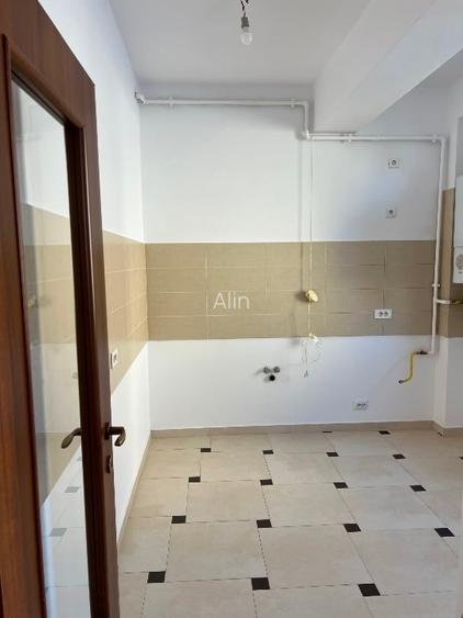 Apartament 3 camere - Direct proprietar, FĂRĂ comision