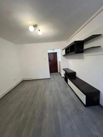 Garsoniera renovata complet, parter,ideala pentru locuit sau investi?ie! - 4