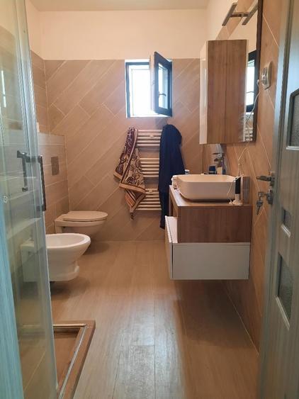 FARA COMISIOANE Tartasesti aproape de asfalt casa  5 camere 3 bai P+1+pod garaj - 14