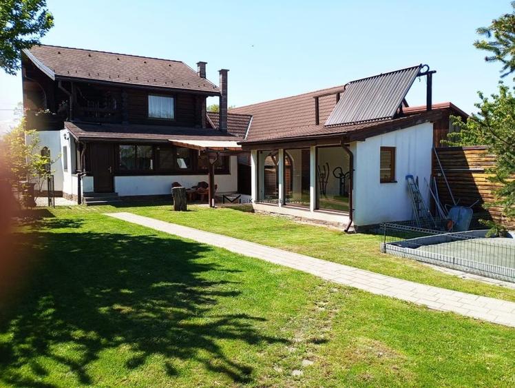 🏡 Proprietate exclusivistă cu 2 case, piscină și sală de fitness - 3