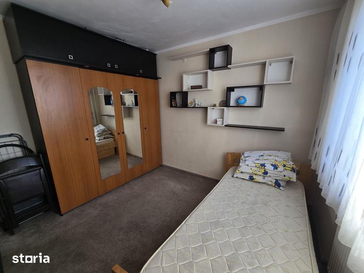 Apartament cu 2 camere decomandat în Precista