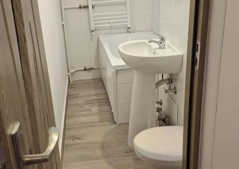 Apartament 2 camere complet renovat str. Galileo Galilei, cartierul Rogerius - 2