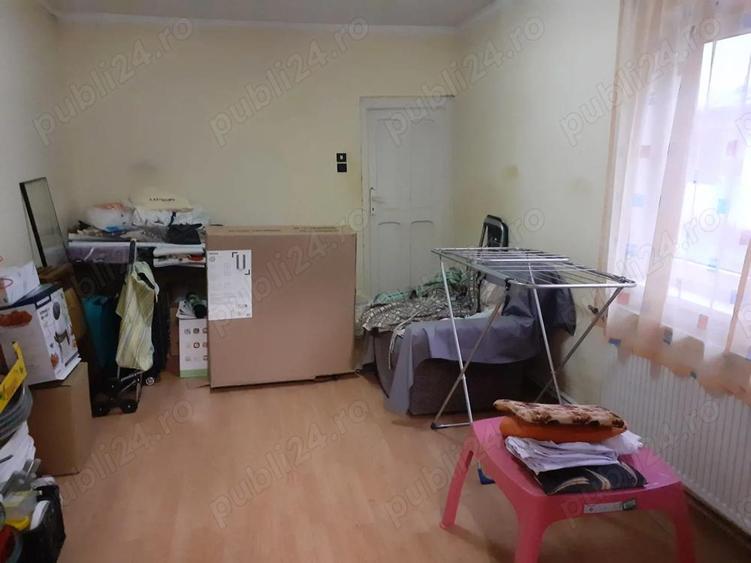 Vanzare Casa din caramida, supr. totala este de 387.mp., supr. const.121mp., str. Garii cu M. Bravu - 7