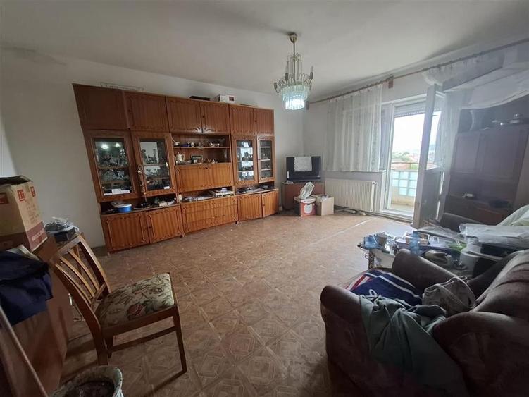 Apartament decomandat 3 camere 2 bai balcon zona Terezian - 10
