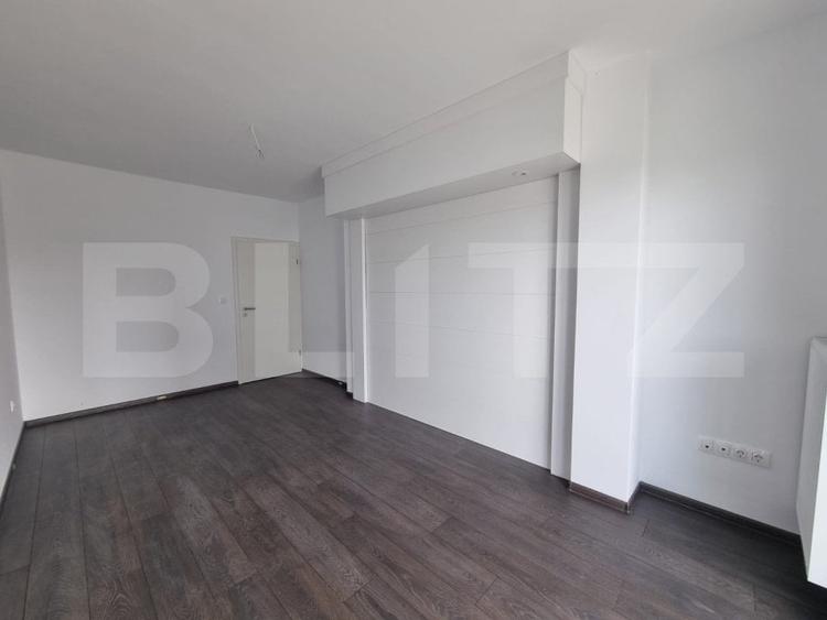 Garsoniera decomandata de 40 mp, bloc nou, parcare si boxa - 1