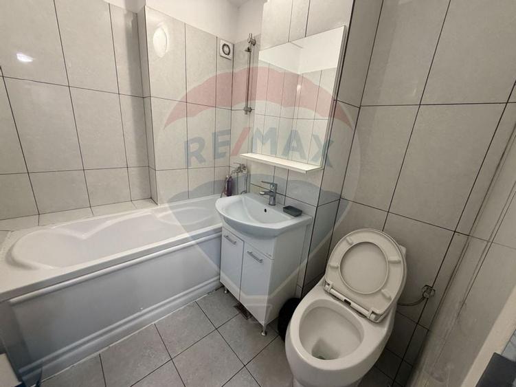 Apartament cu 3 camere de închiriat în zona Valea Rosie - 7