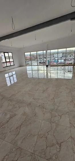 Showroom de inchiriat loca?ie excelenta pe strada, Cluj-Napoca - 3