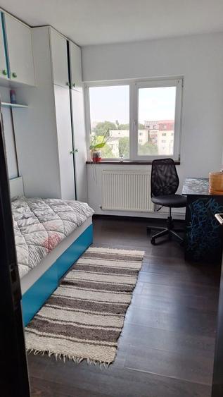 Inchiriez apartament Poarta 6 - 4