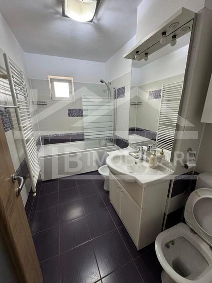 Apartament de 3 camere, 68mp, zona strazii Decebal - 16