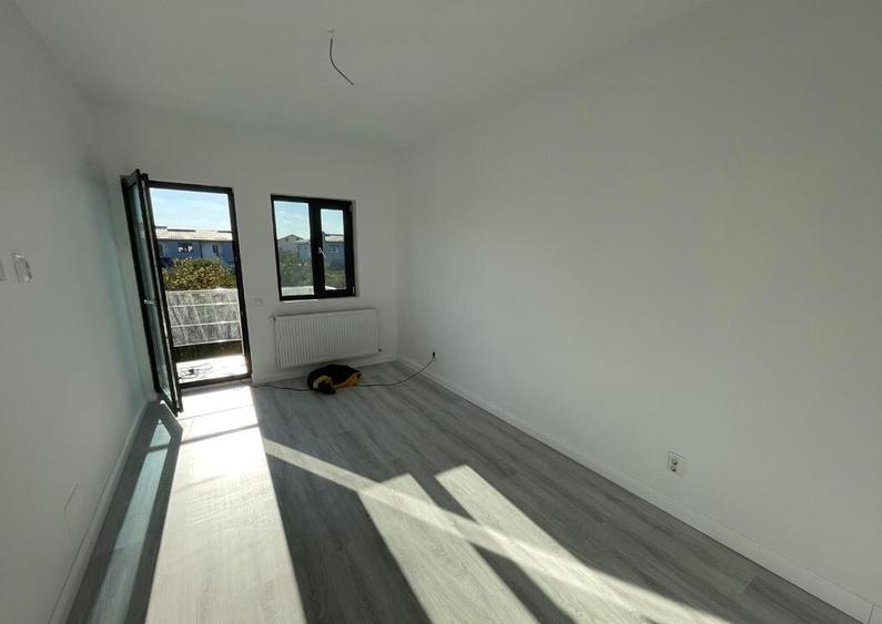 Casa 4 camere|2 locuri de parcare|finisaje de calitate - 1