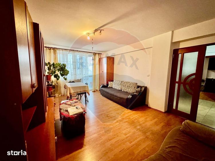 Apartament cu 3 camere de vanzare in zona Craiovita Noua - 5