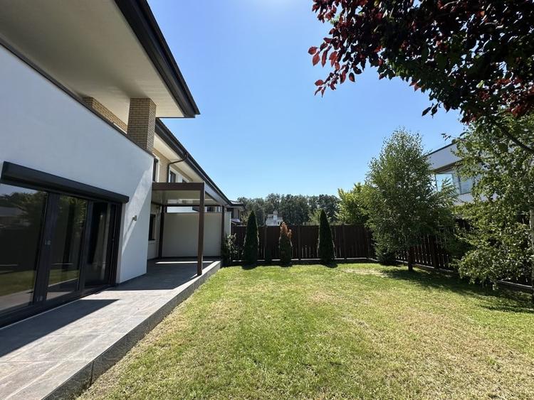 OXFORD GARDENS | VILA COMPLET RENOVATA |  VEDERE SPRE PADURE - 33