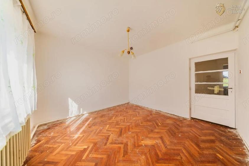 Casa 4 camere de Vanzare - 24