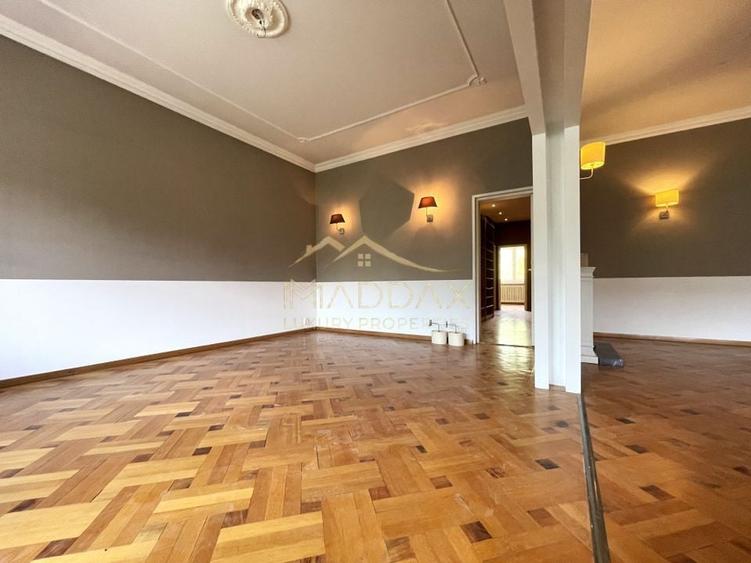 4 rooms ***203 SQM useful*** / 38 SQM terrace + garage / Primaverii - 28